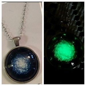 Glow in the dark star gates cabochon necklace
